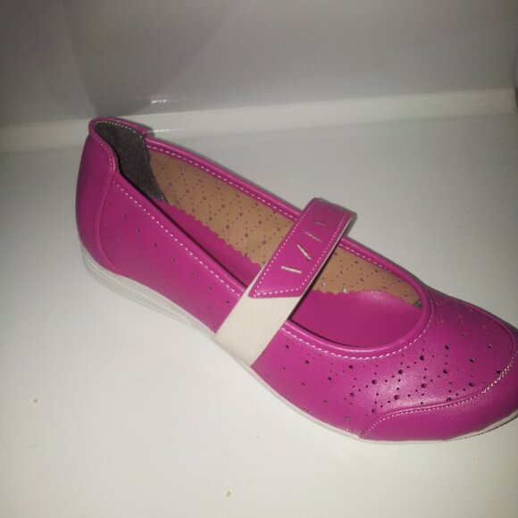 Pink Flats, Size 37 - Picture 1 of 2